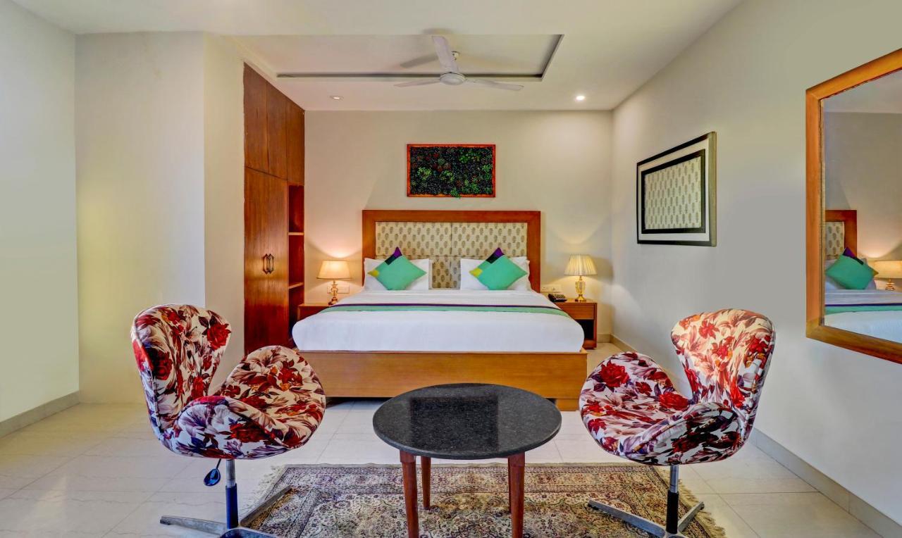 Treebo C1 Taj Nirvana Agra  Exterior foto